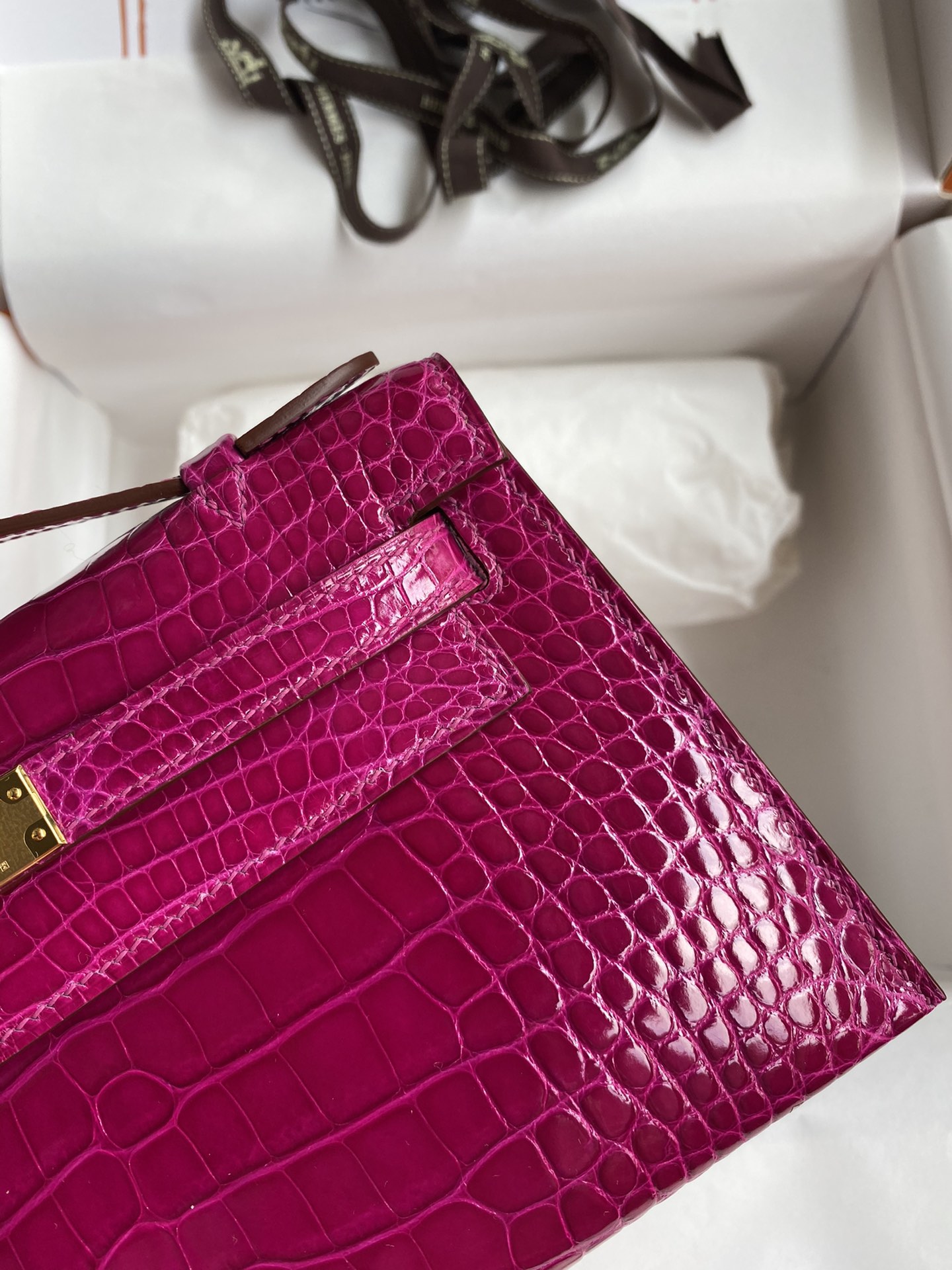 Hermes Mini Kelly Pochette 22cm Bag In Purple Shiny Alligator Leather